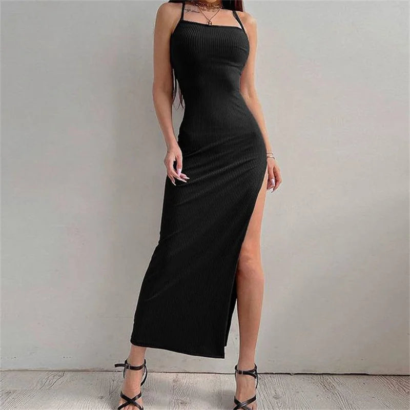 Vestido sensual longo colado ao corpo